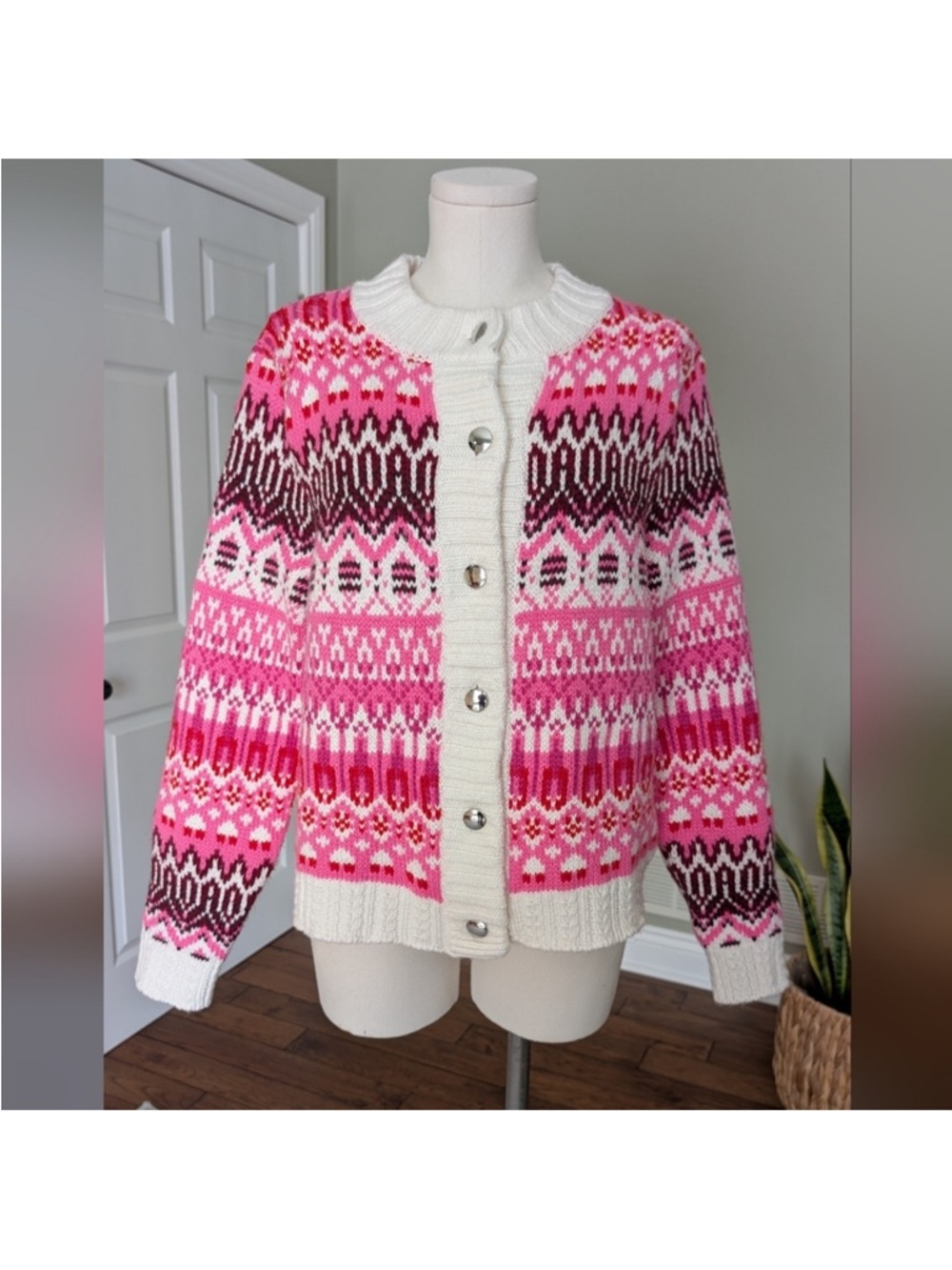 Talbot's Women's Cardigan Sweater Fair Isle Mock Neck
NWT Size XL - Picture 2 of 11